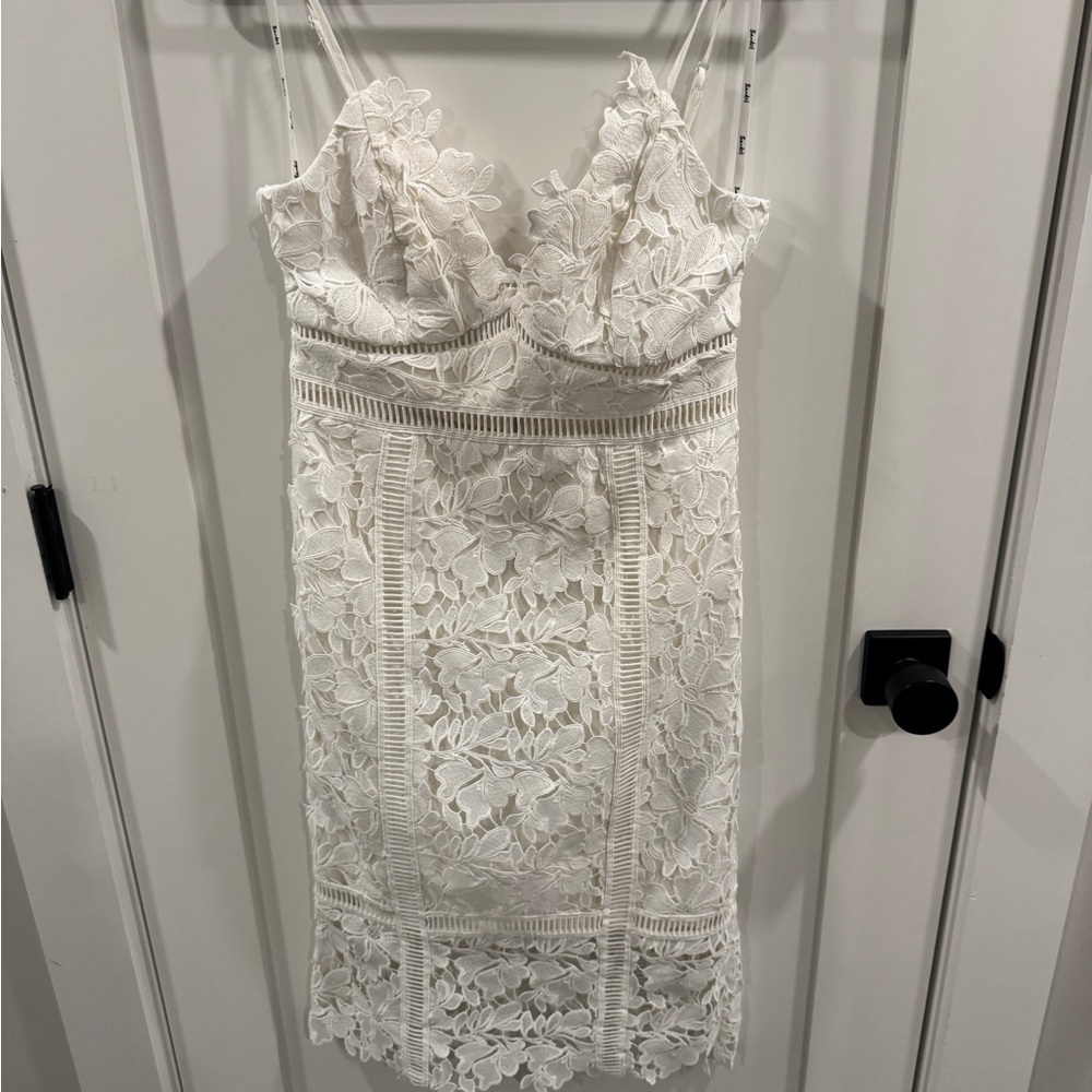 Bardot White Floral Lace Midi Dress